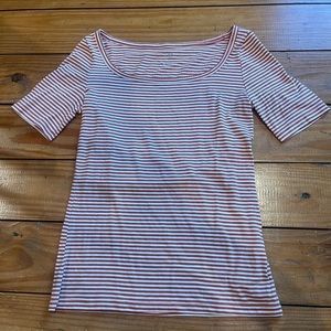 (436) *GAP STRIPED SHIRT*